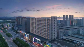 Atour Hotel Wuhan Hidden Dragon Island Hubei University of Economics